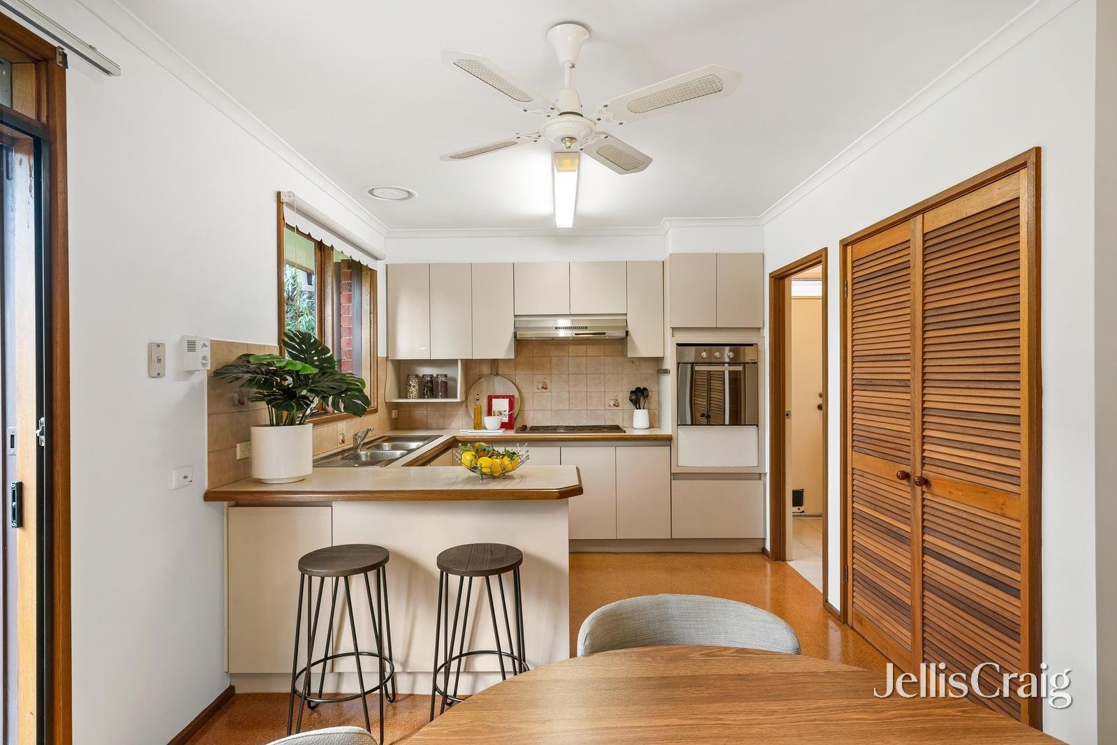 5/19 Gnarwyn Road, Carnegie image 4
