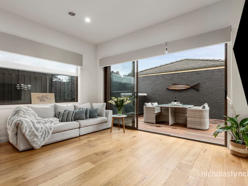 Property Gallery Thumbnail 3