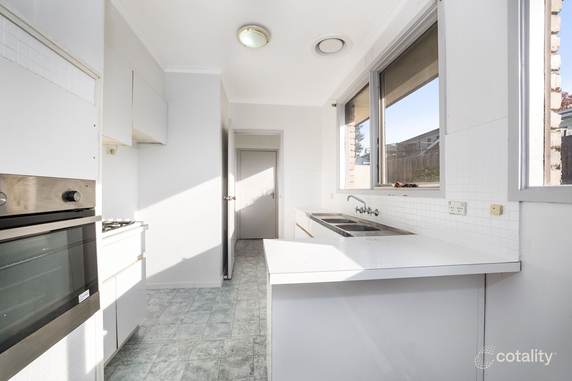 5/19 Simpsons Road, Box&nbsp;Hill image 3