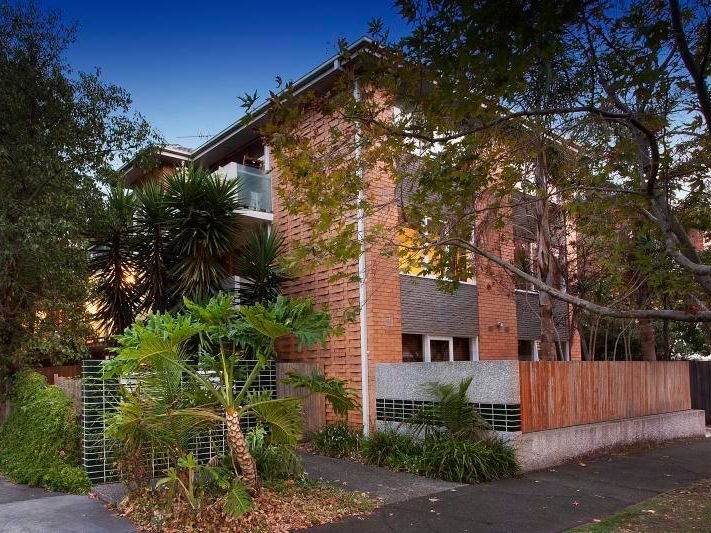 Property Gallery - Main Image