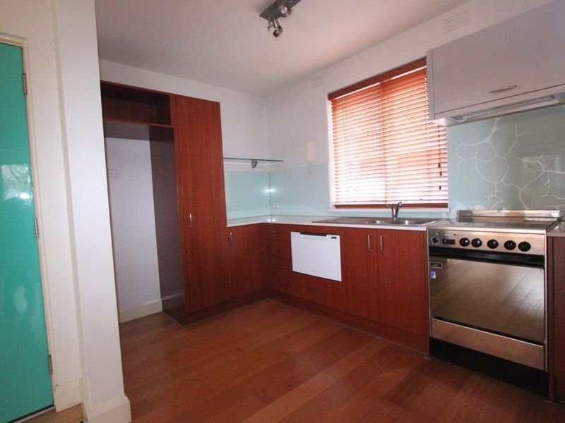 Property Gallery Thumbnail 3
