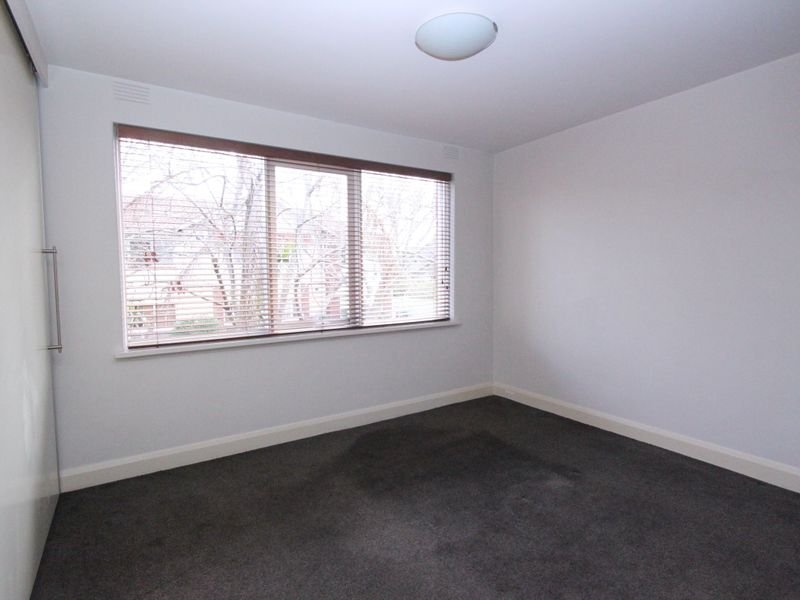Property Gallery Thumbnail 6