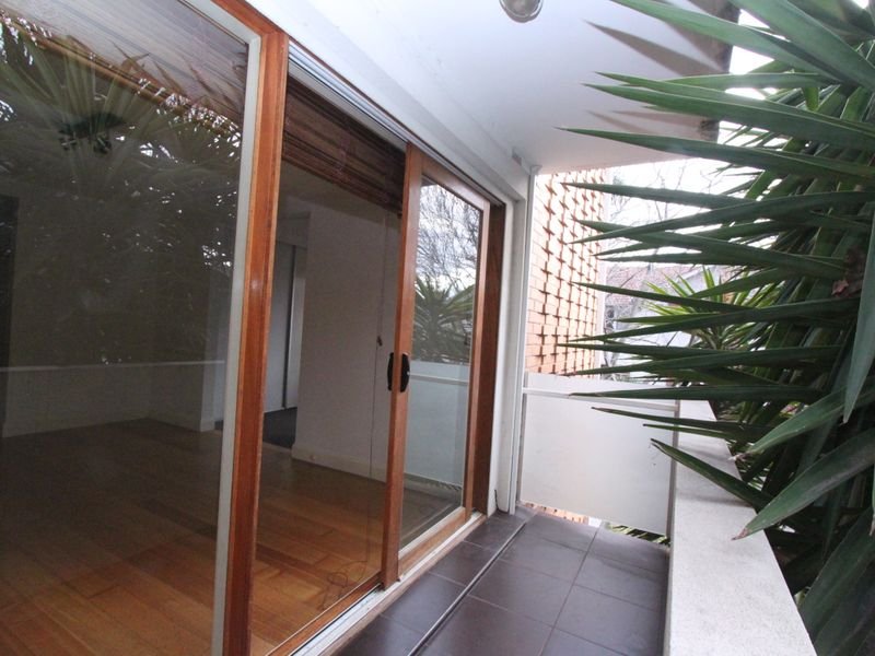 Property Gallery Thumbnail 7