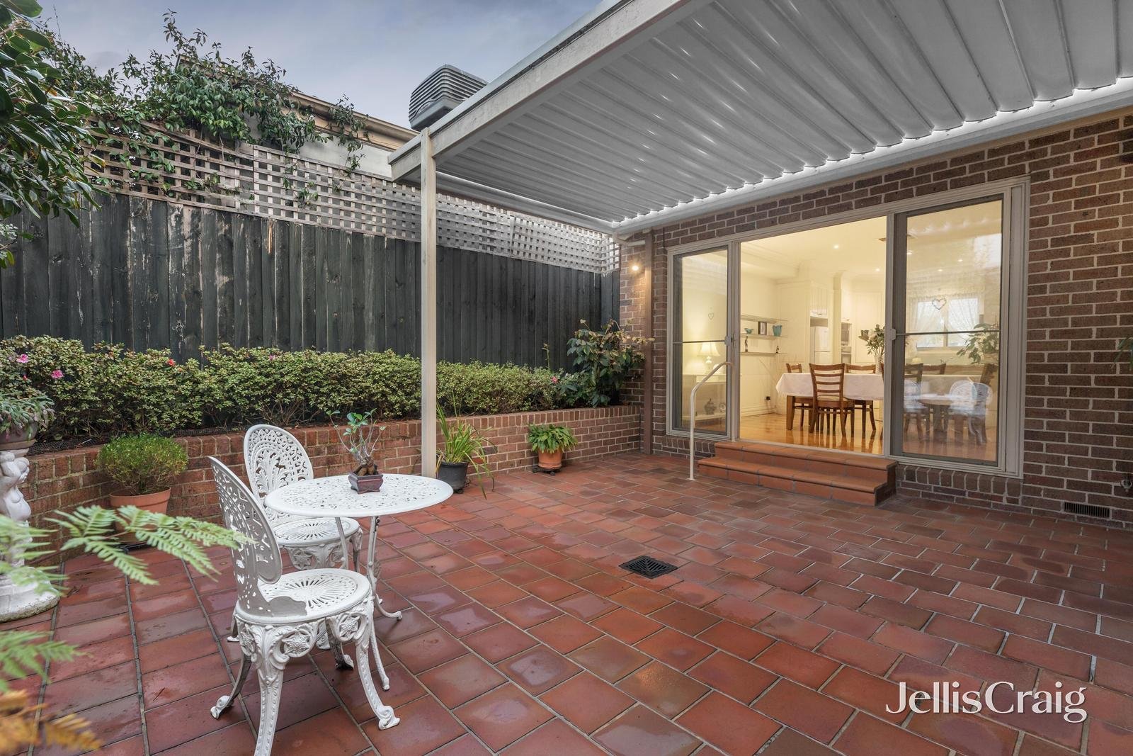 519 Whitehorse Road, Surrey Hills image 8