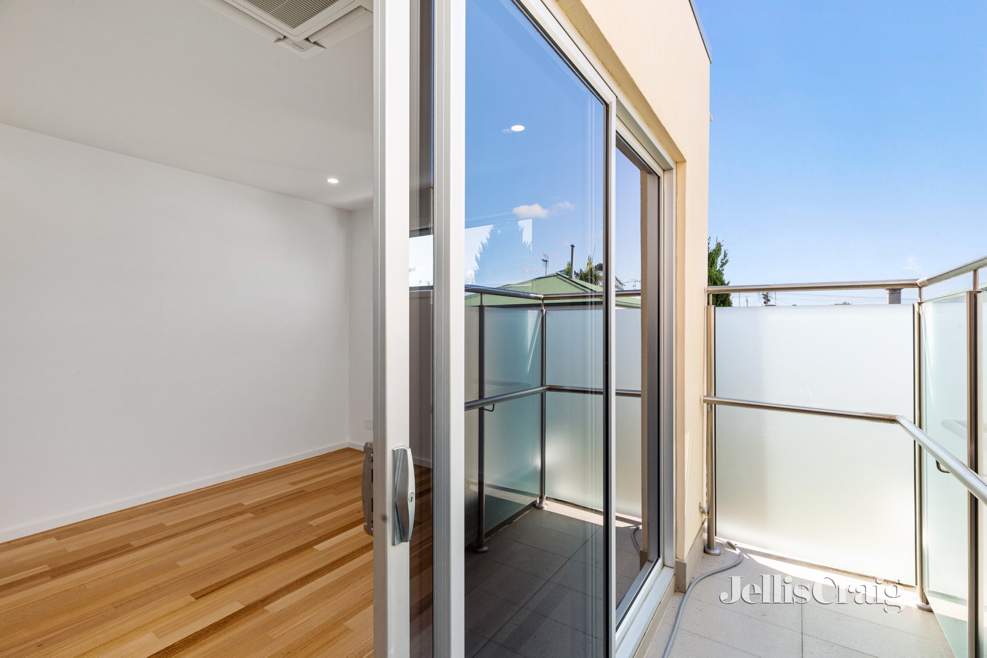 51A Fraser St, Richmond image 9