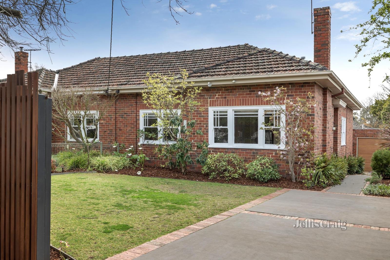 51A Rosedale Road, Glen Iris image 1