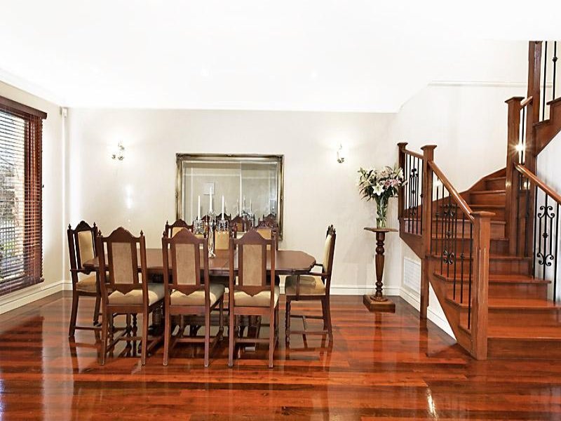 51a Strabane Avenue, Mont Albert North image 2