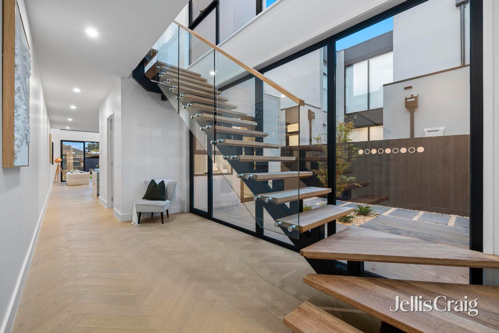 51c Barrington Street, Bentleigh&nbsp;East image 2