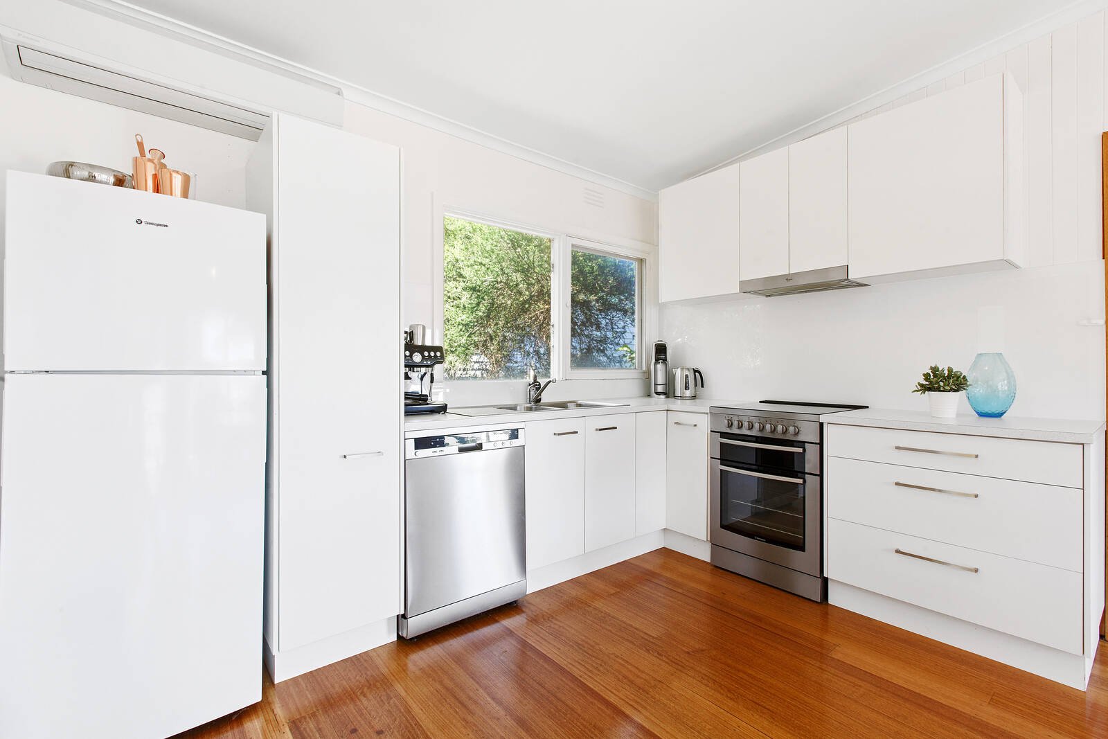 Property Gallery Thumbnail 4
