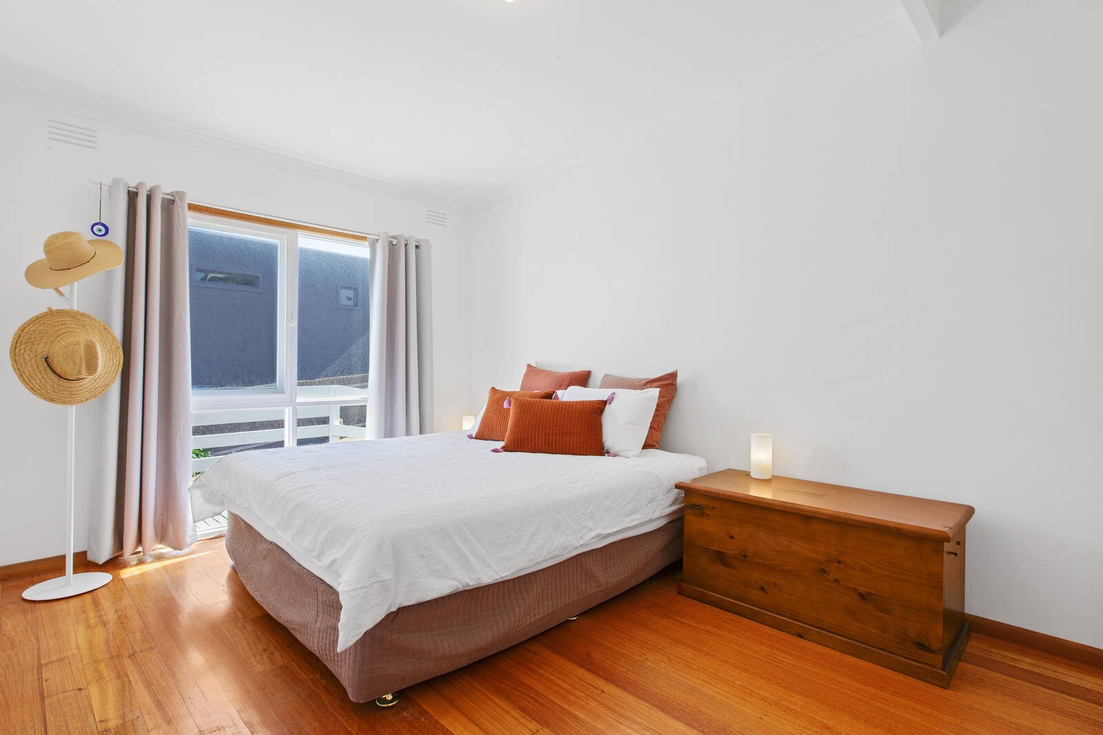 Property Gallery Thumbnail 5