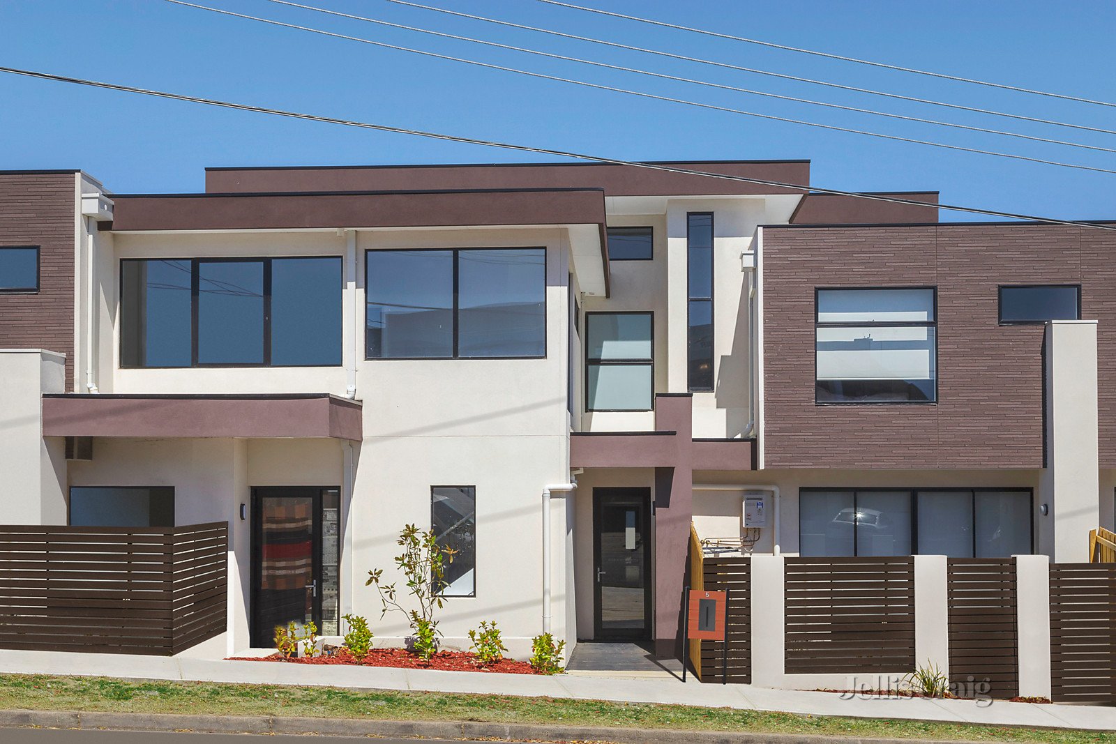 5/2 Ada Street, Doncaster image 1