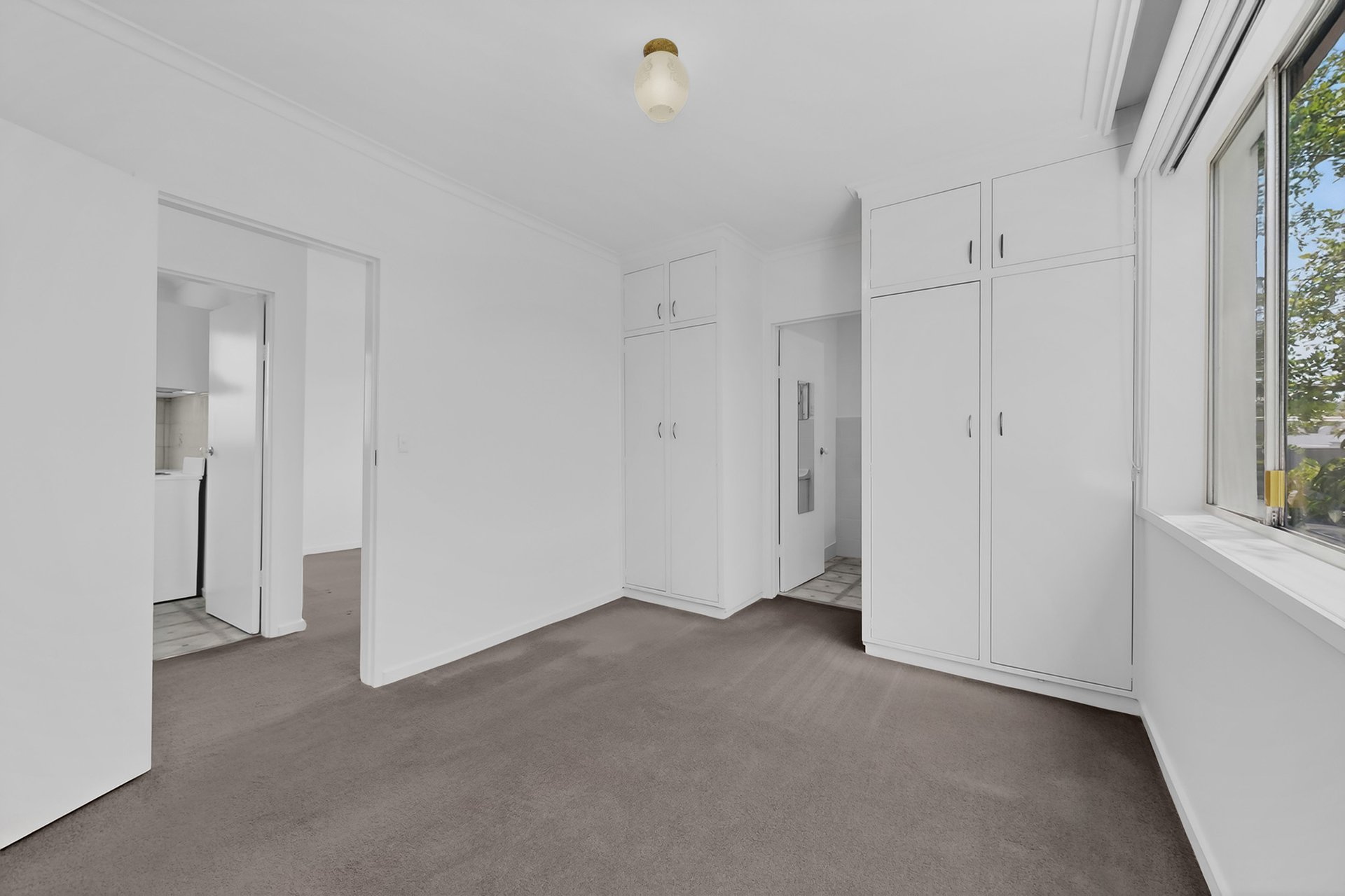 5 / 2 Affleck Street  South Yarra