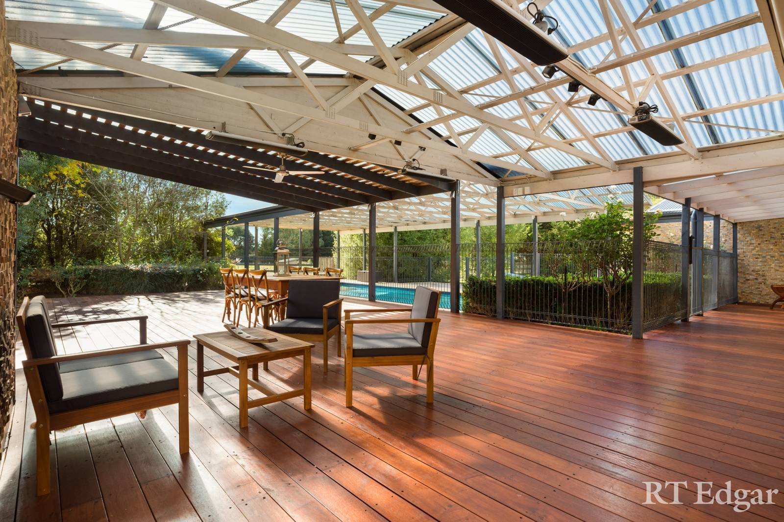 Property Gallery Thumbnail 15