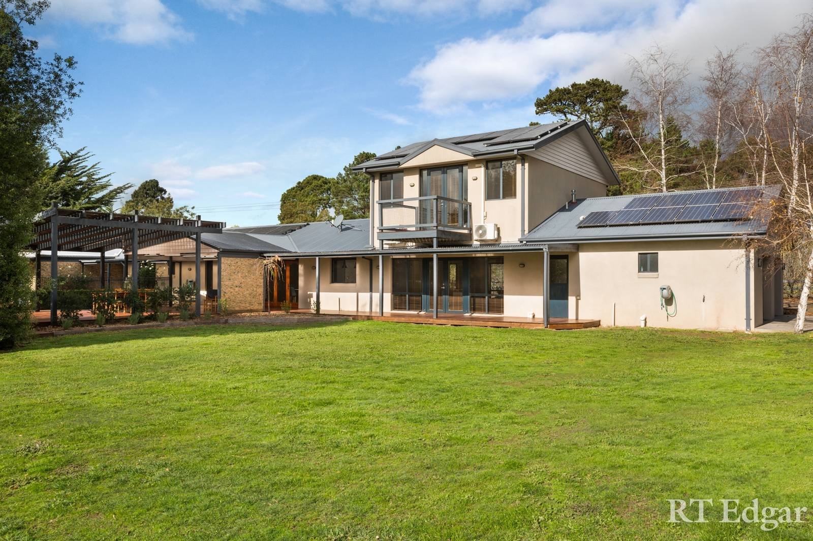 Property Gallery Thumbnail 17