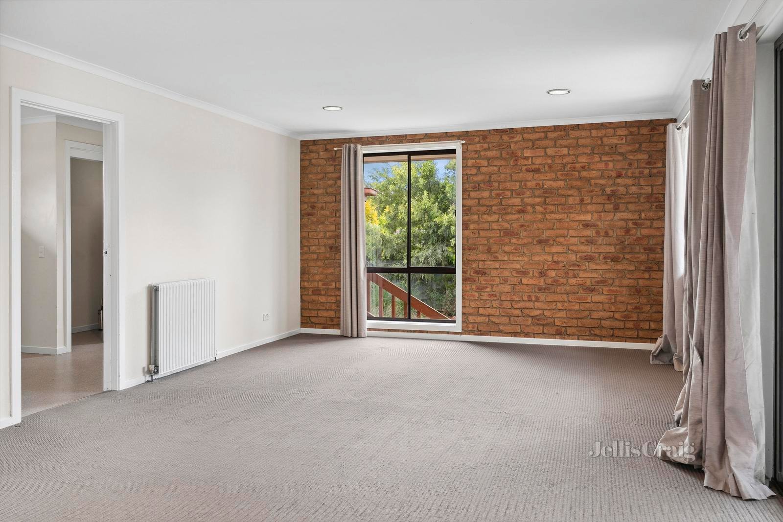 52 Beauchamp Street, Kyneton image 5