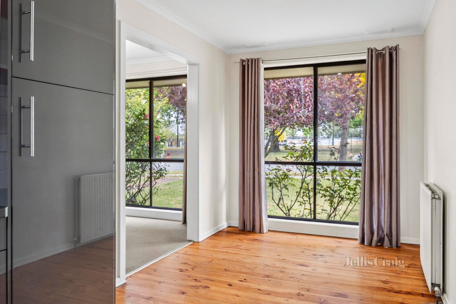 52 Beauchamp Street, Kyneton image 7