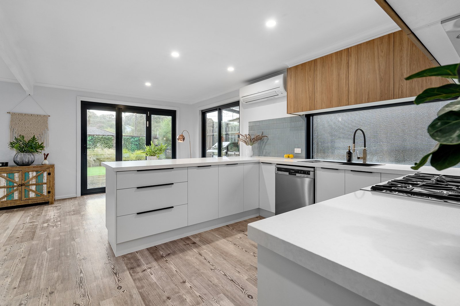 Property Gallery Thumbnail 2