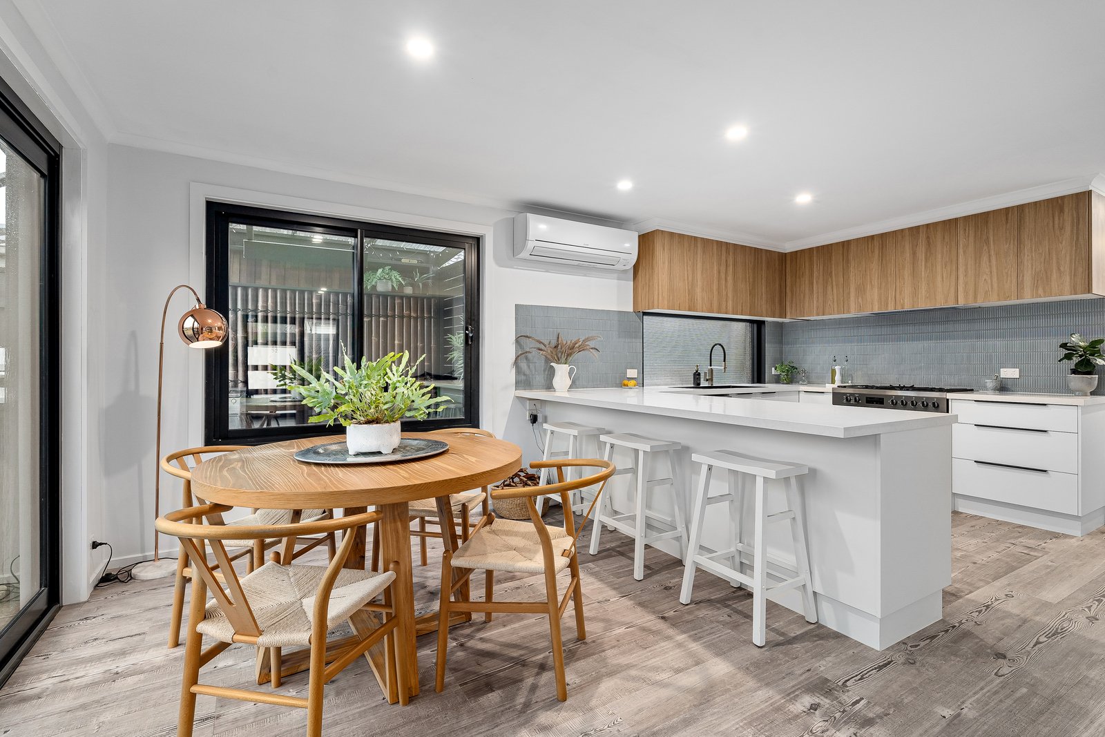 Property Gallery Thumbnail 3