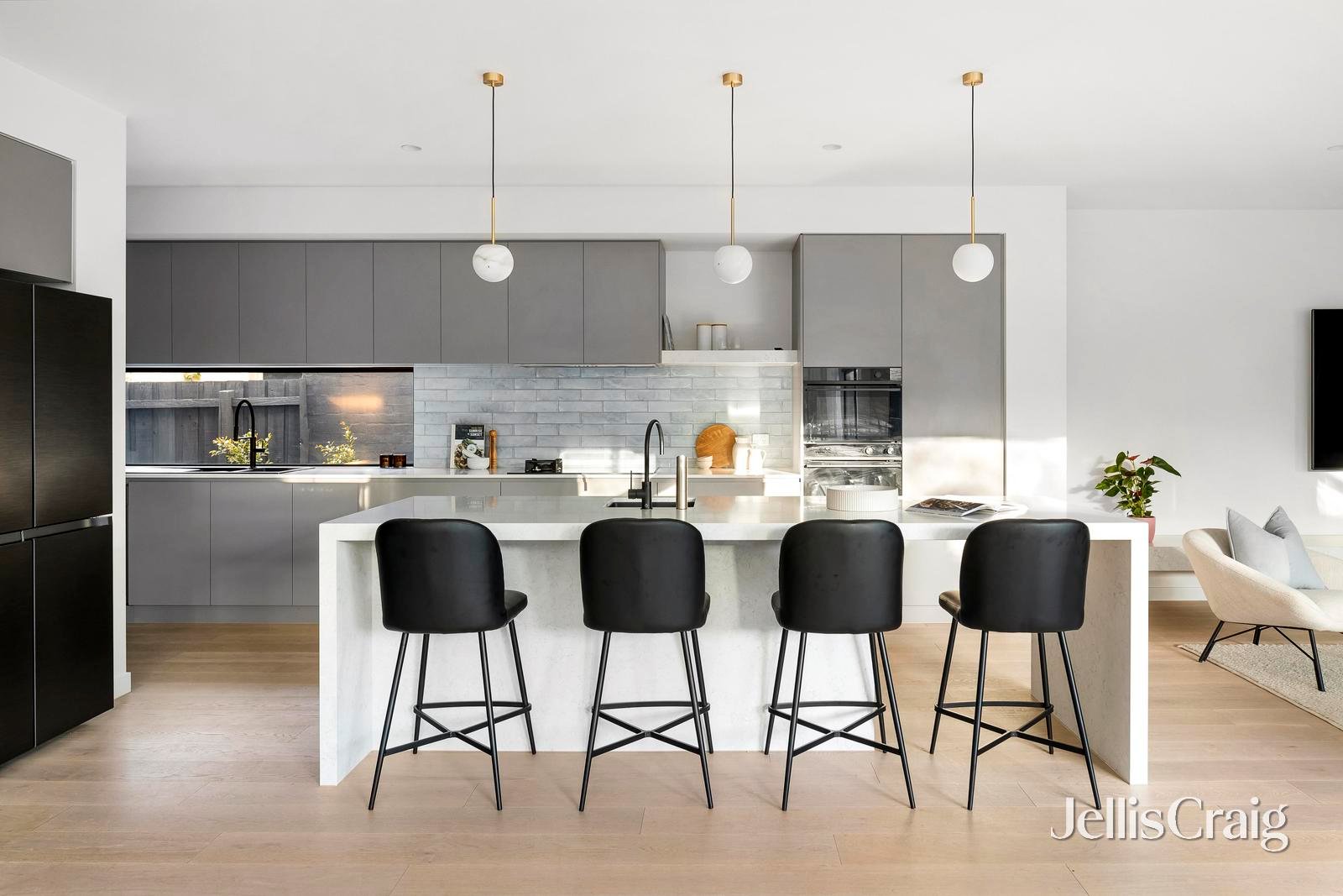 52 Brewer Road, Bentleigh image 2