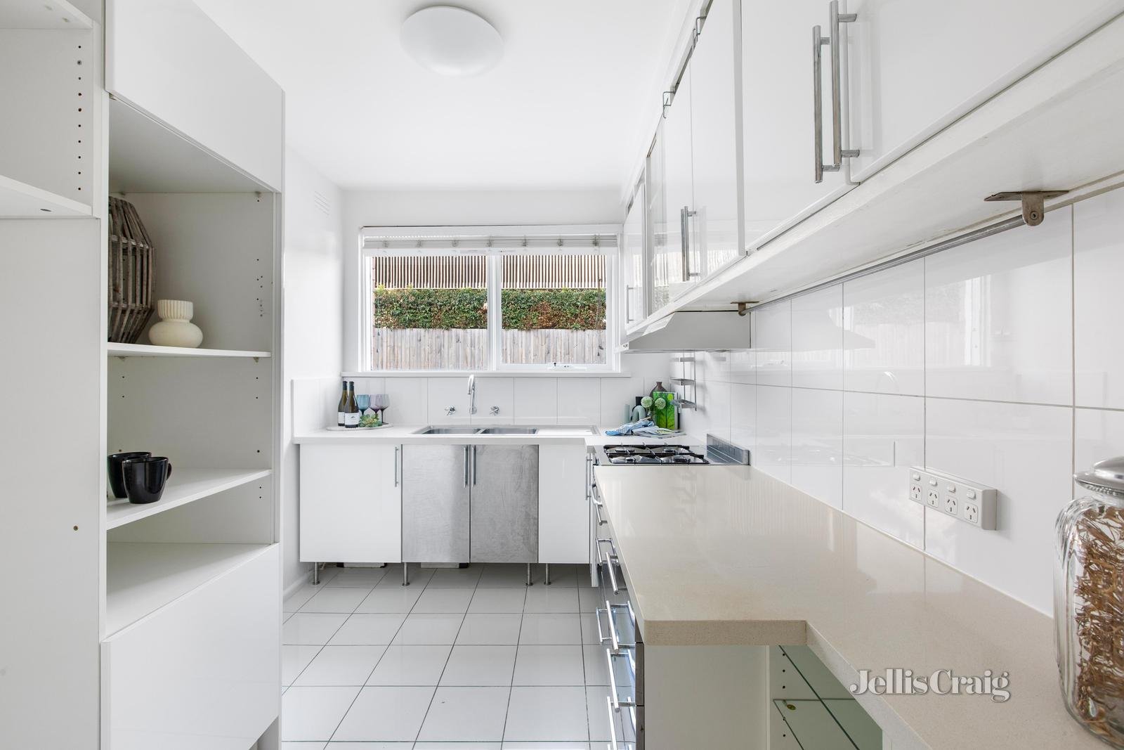 5/2 Brook Street, Hawthorn image 5