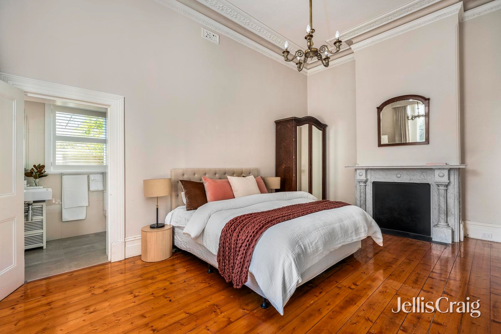 52 Canterbury Road, Camberwell image 13