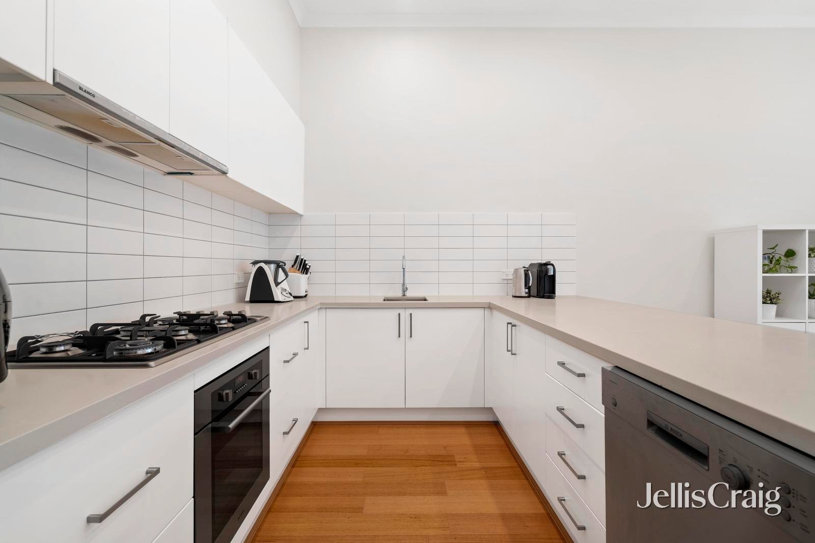 52 Churchill Way, Kilsyth image 3