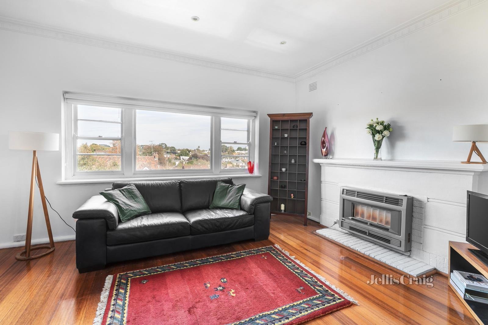 5/2 Coolullah Avenue, South Yarra image 2