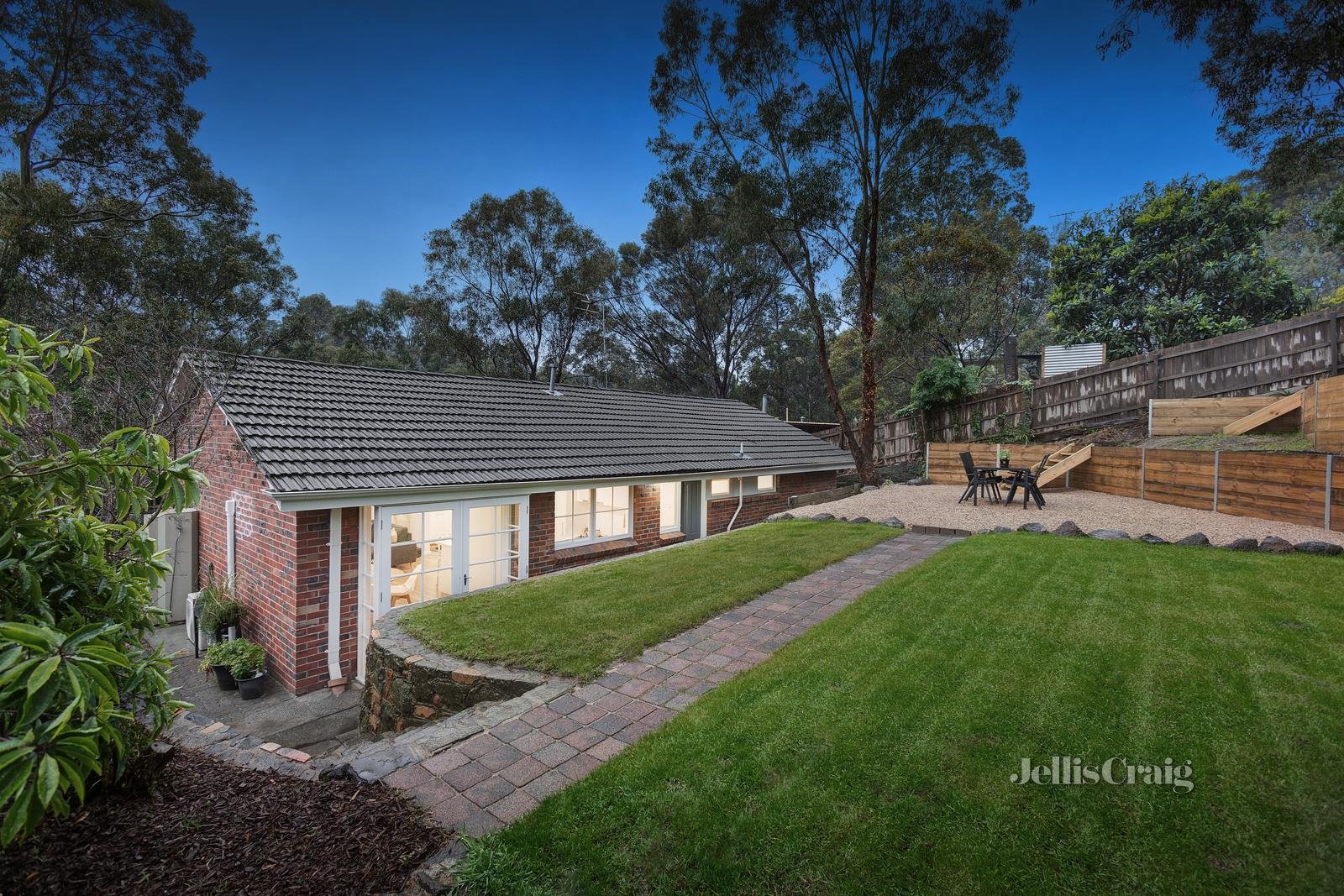 52 Diamond Creek Road, Greensborough image 11