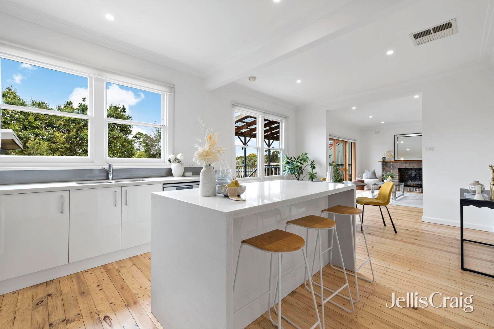 52 Efron Street, Nunawading image 3