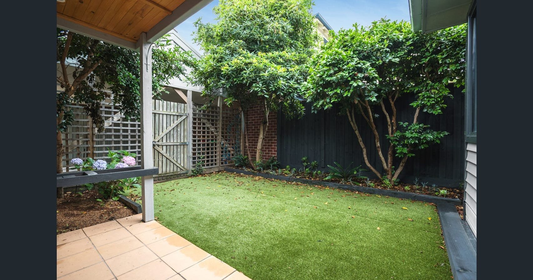 52 Eighth Street Parkdale