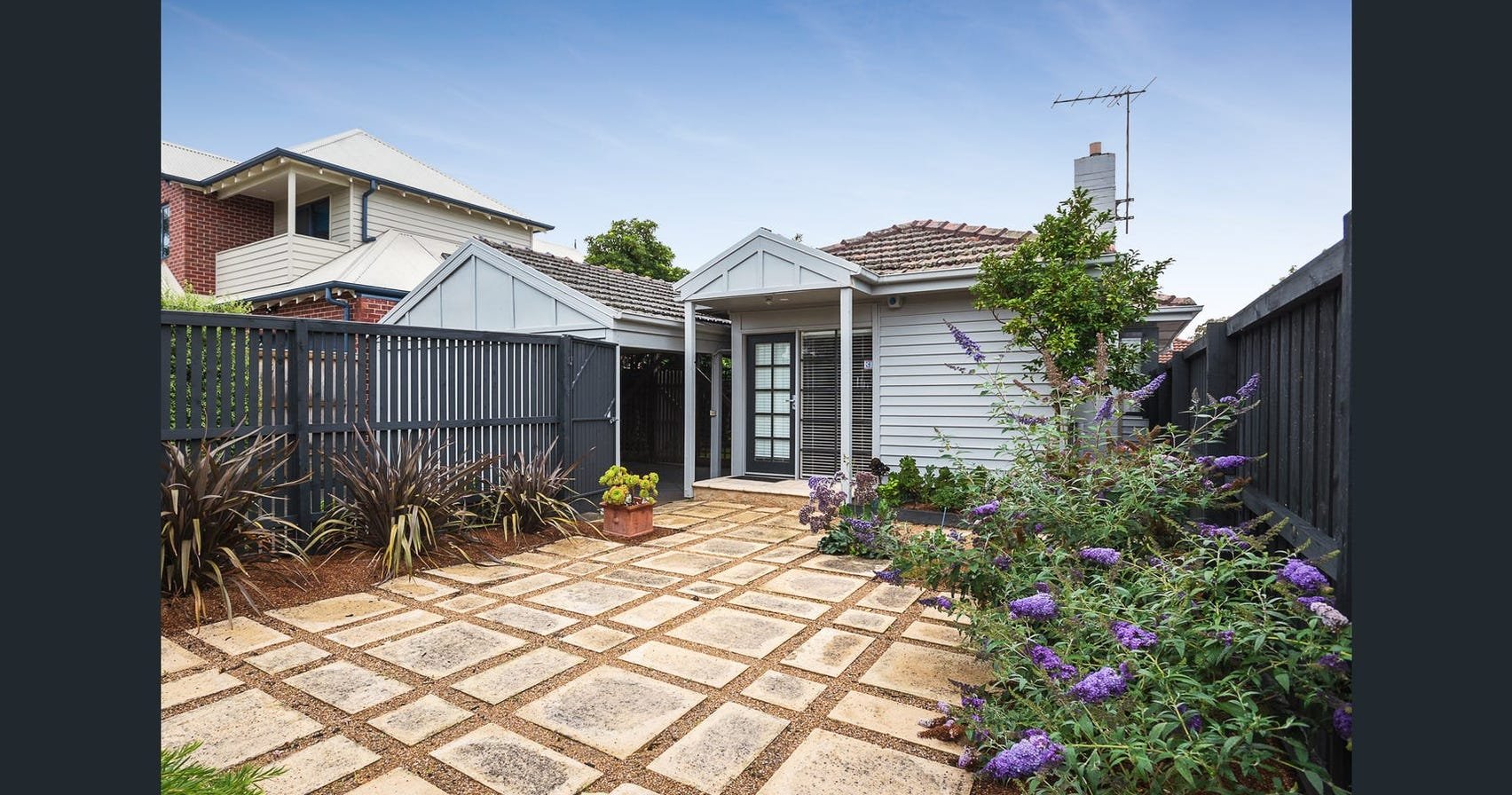 52 Eighth Street Parkdale