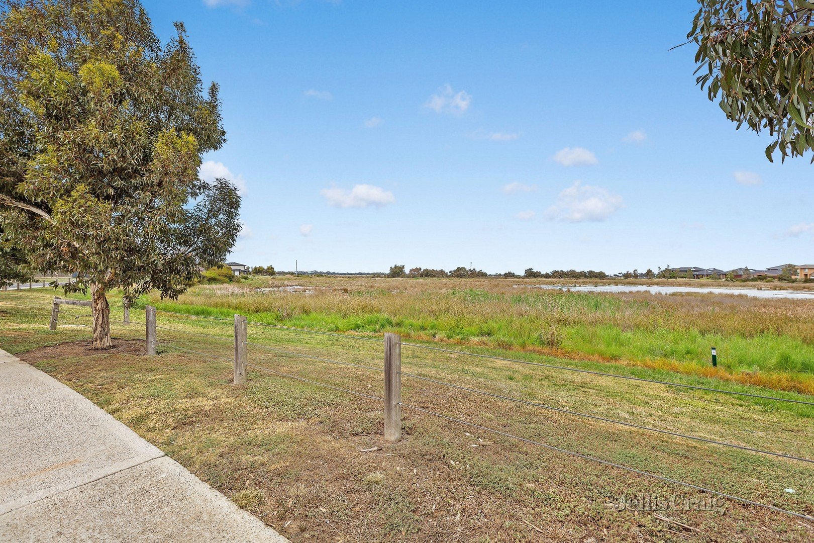52 Featherbrook Drive, Point Cook image 14