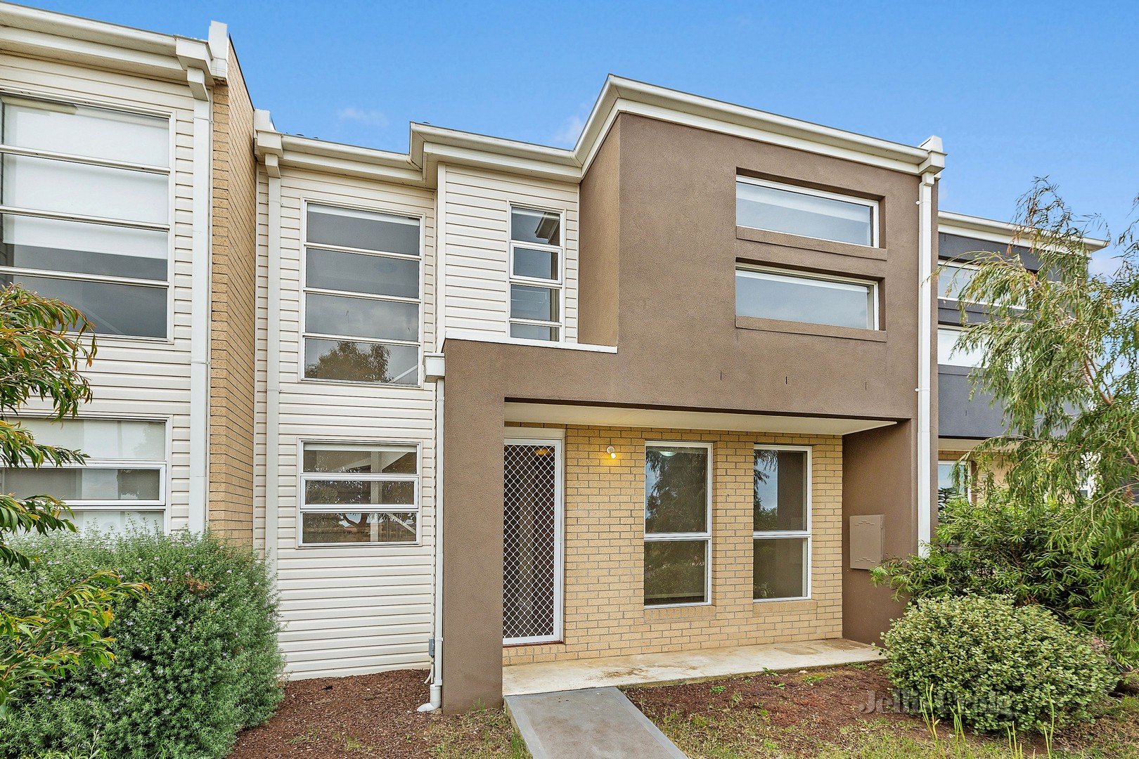 52 Featherbrook Drive, Point Cook image 1