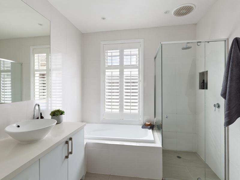 52 Fletcher Street, Hawthorn East image 7