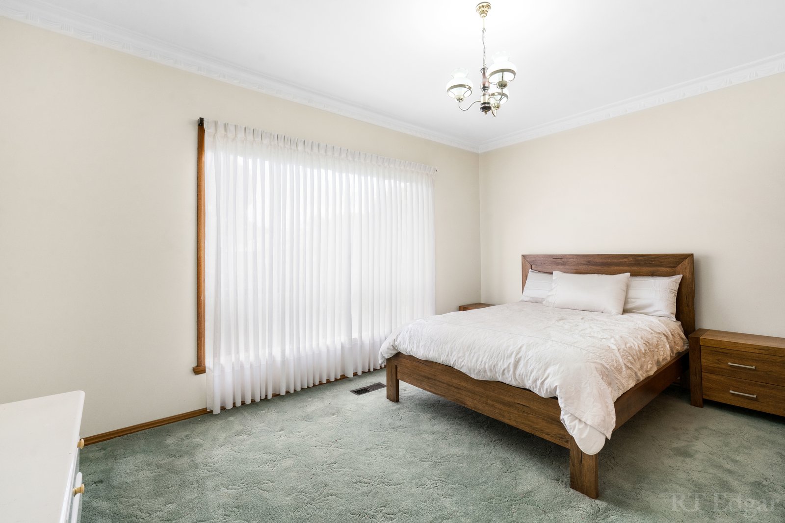 Property Gallery Thumbnail 2