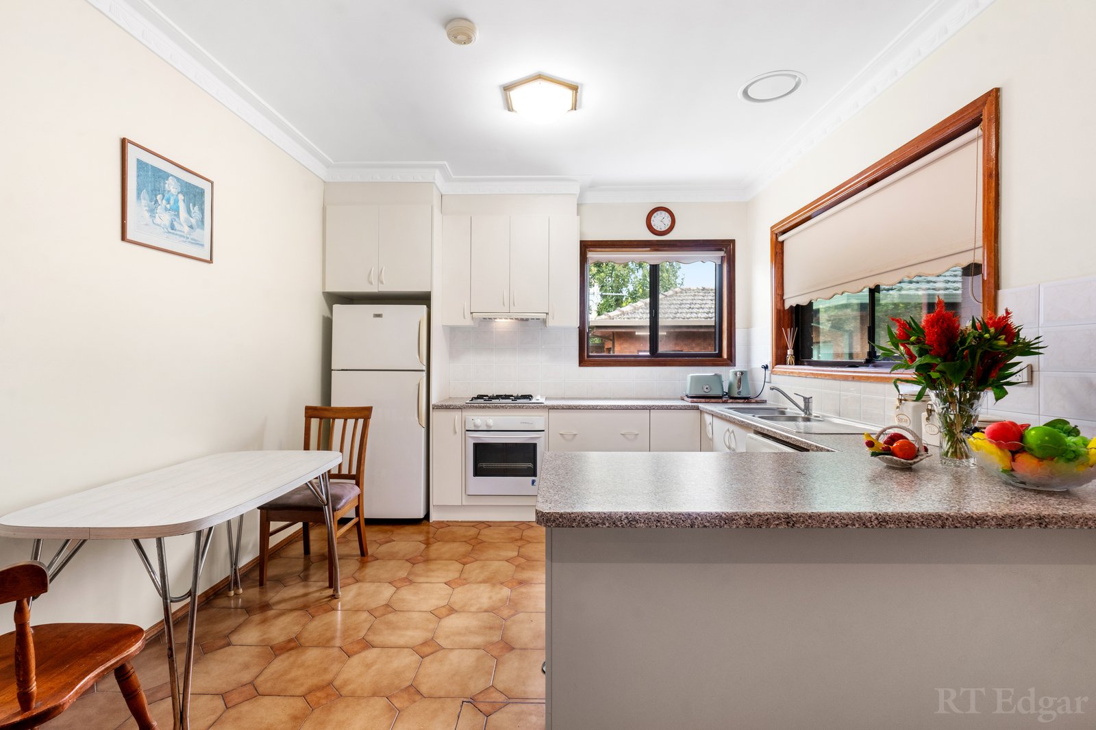 Property Gallery Thumbnail 3