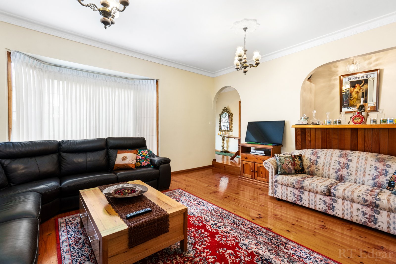 Property Gallery Thumbnail 8
