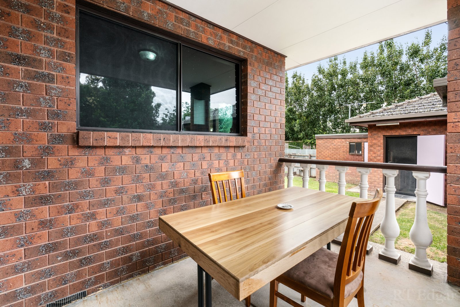 Property Gallery Thumbnail 11