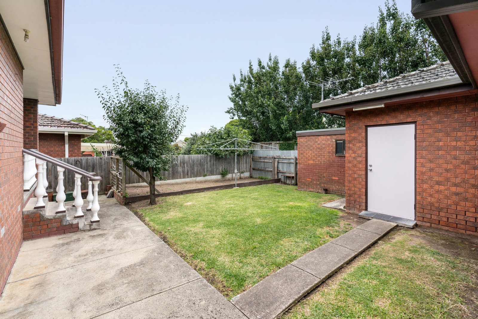 Property Gallery Thumbnail 12