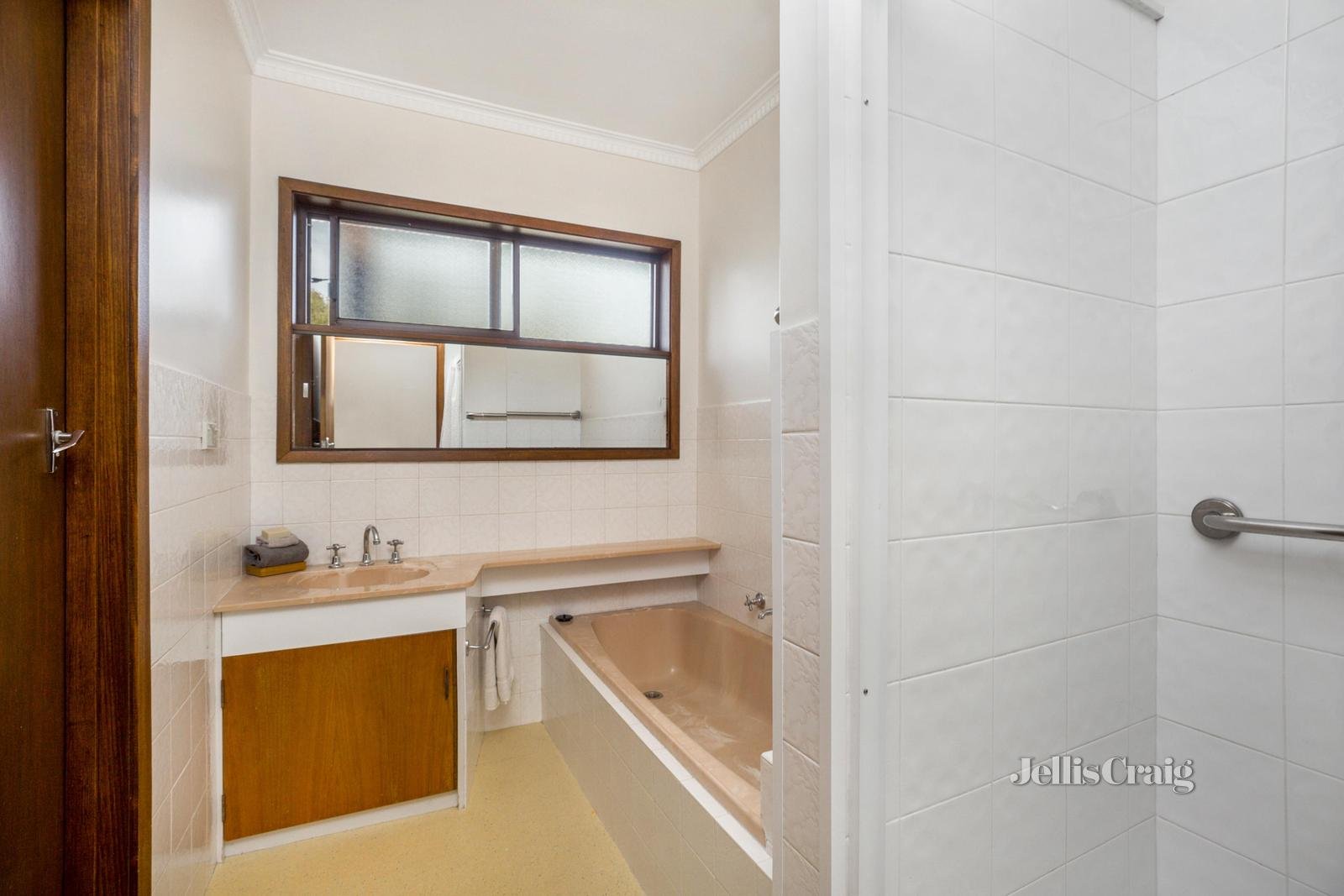 52 Greenhill Avenue, Castlemaine image 7