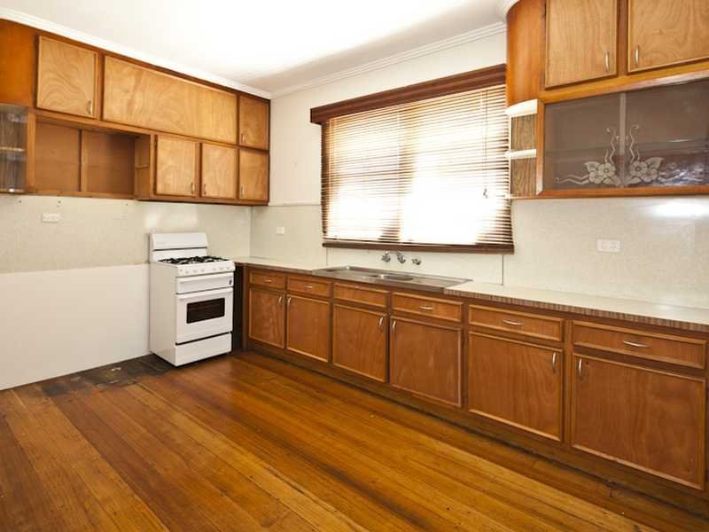 52 Grey Street, East Geelong image 2