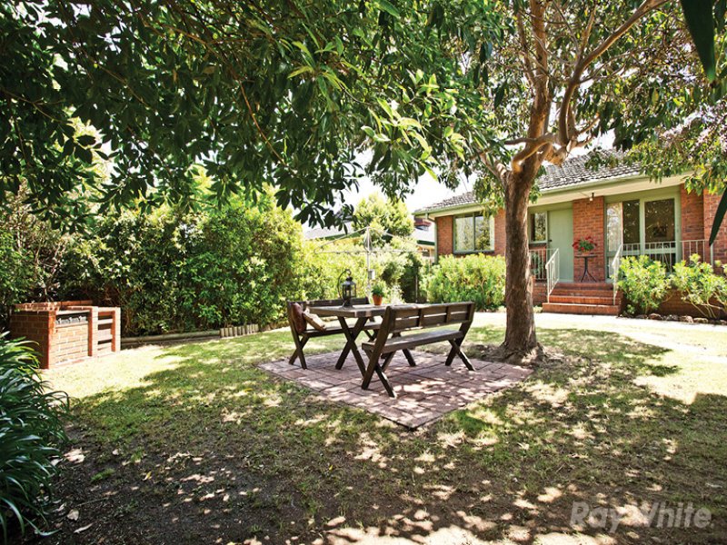 52 Guinevere Parade, Glen Waverley image 10