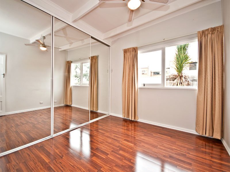 52 Hawthorn Road, Burwood East image 3
