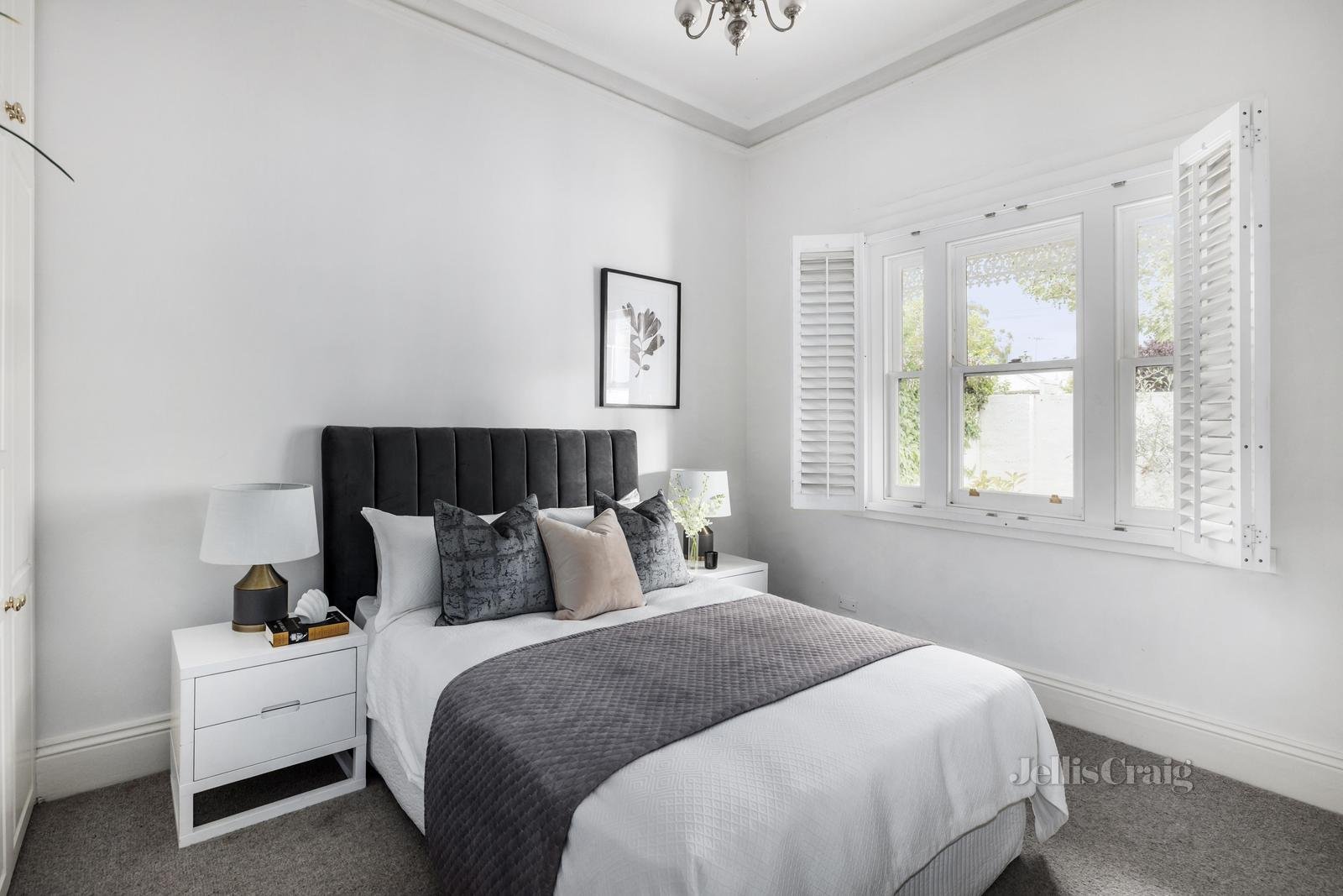 52 Herbert Street, Albert Park image 7
