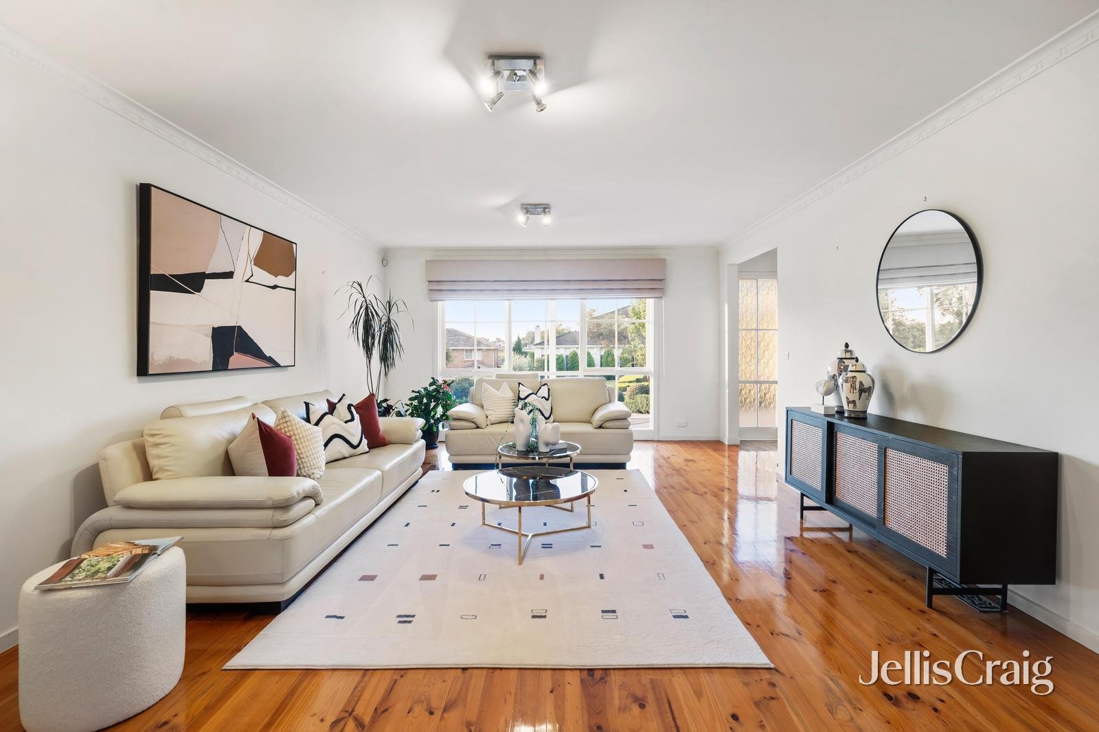 52 Huntingfield Drive, Doncaster&nbsp;East image 2