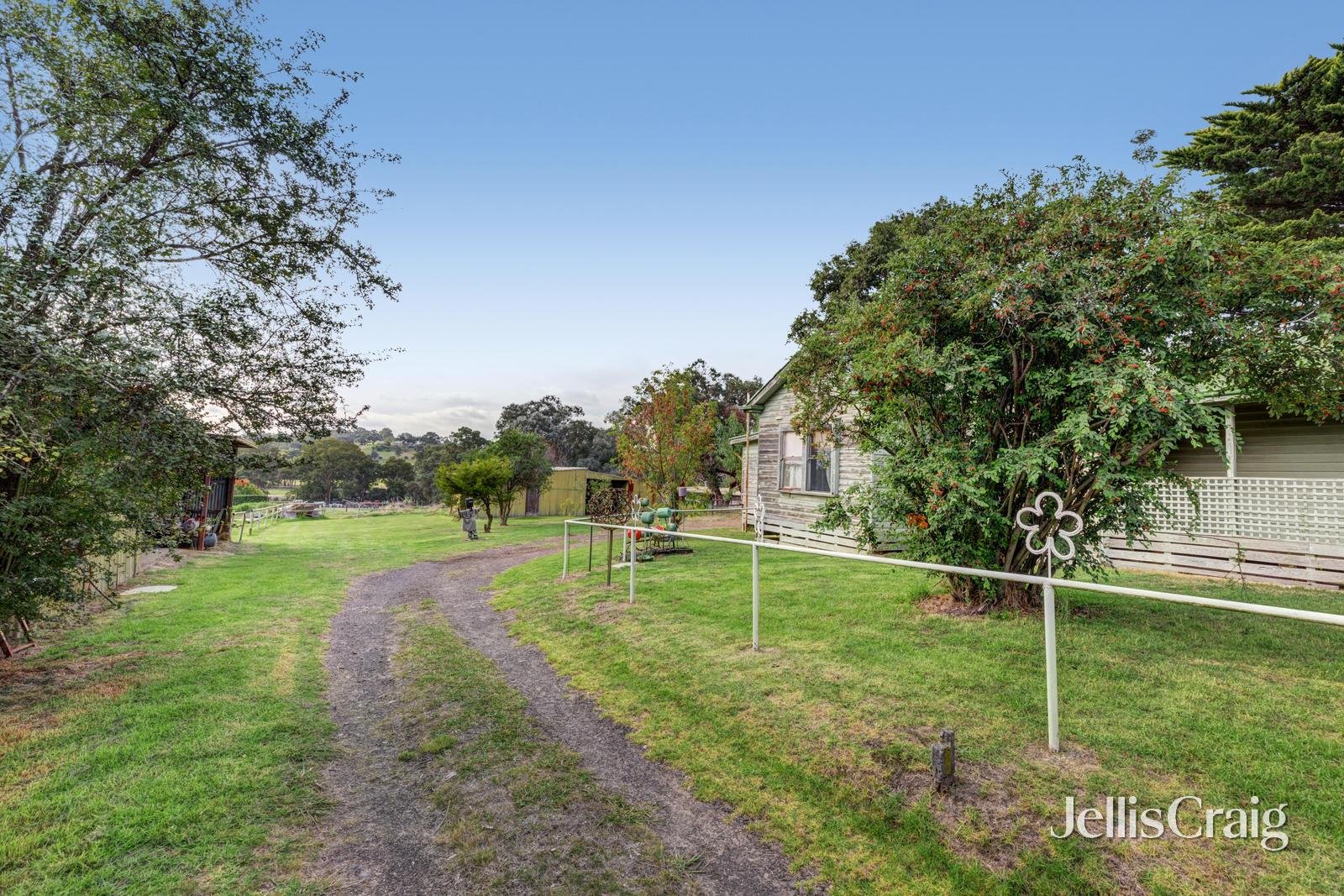 52 Kurrak Road, Yarrambat image 6
