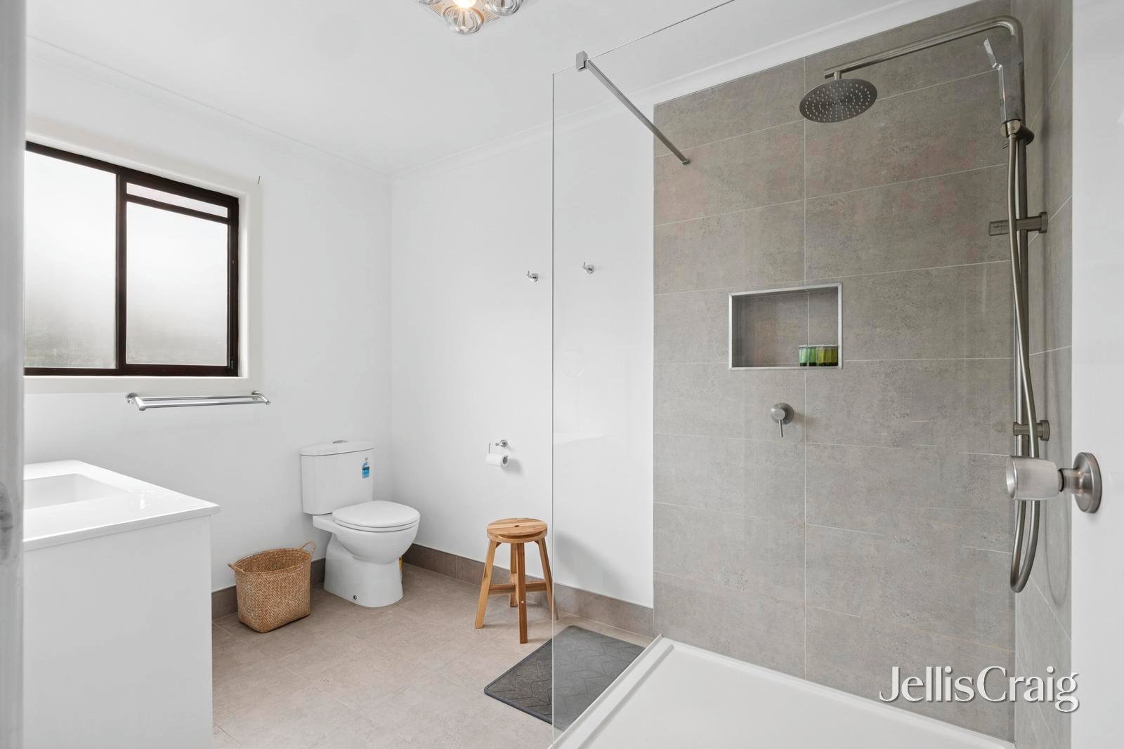 52 Leggatt Street, Daylesford image 12