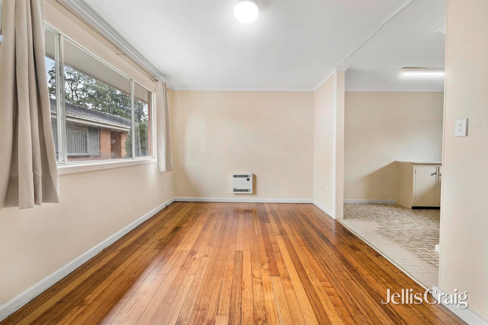 5/2 Lucknow Street, Mitcham image 2