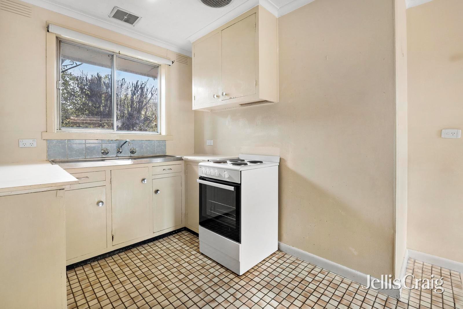5/2 Lucknow Street, Mitcham image 5