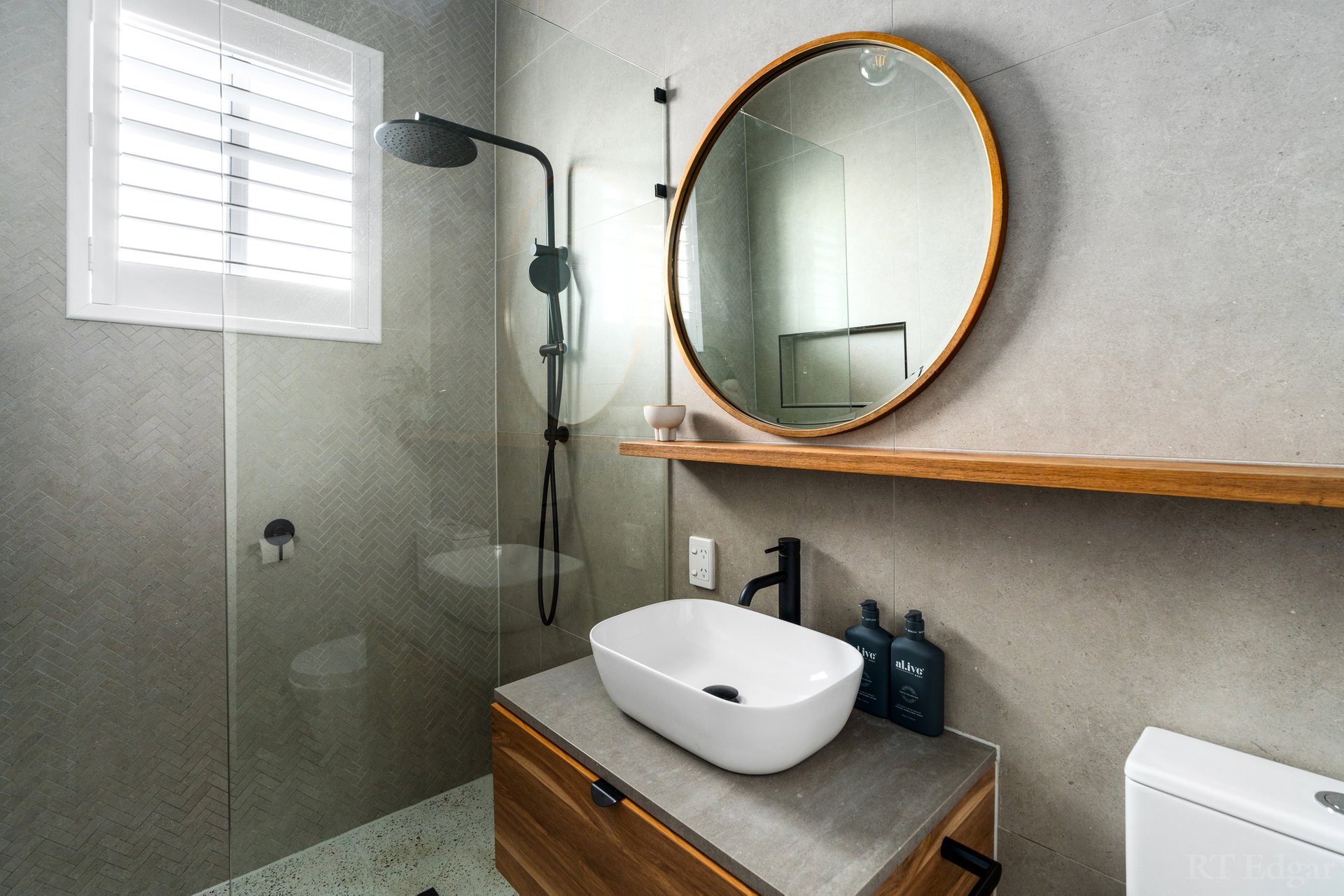 Property Gallery Thumbnail 12